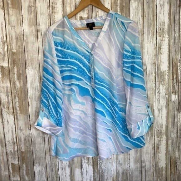 JM Collection Blue Button Down Blouse - Picture 2 of 6